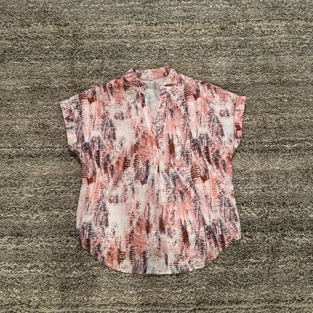 Women's Pink Patterned Top